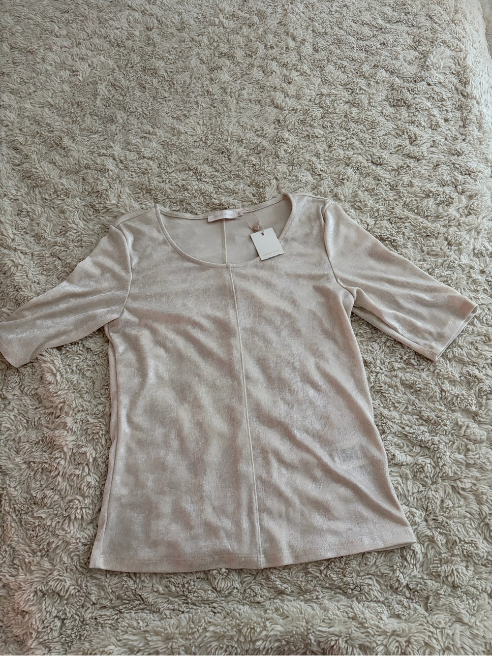ARTURO CALLE Light Shimmery Scoop Neck Top